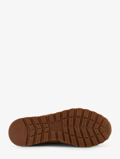 Sneakers in suede thumbnail