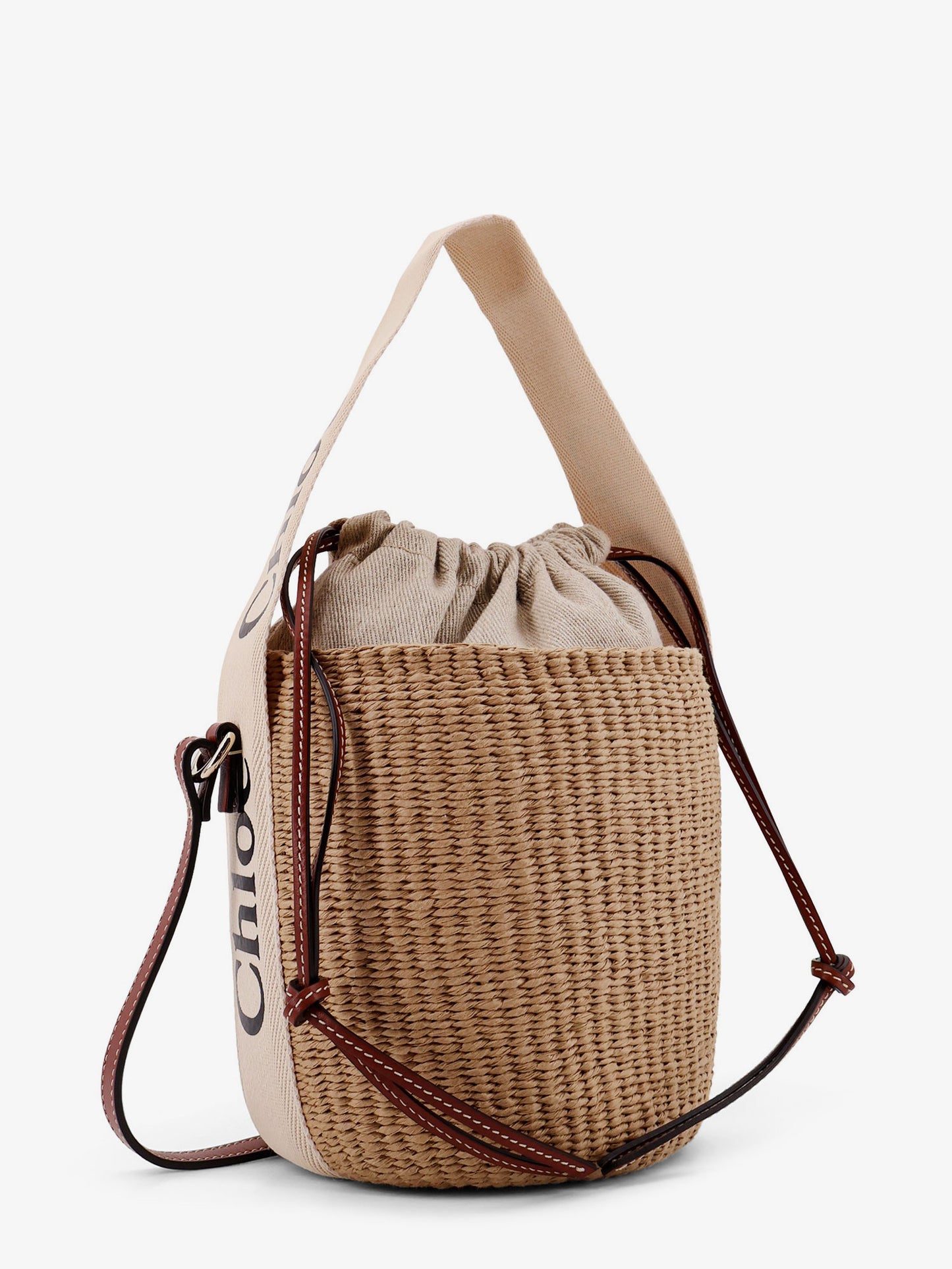 Woody raffia bucket bag