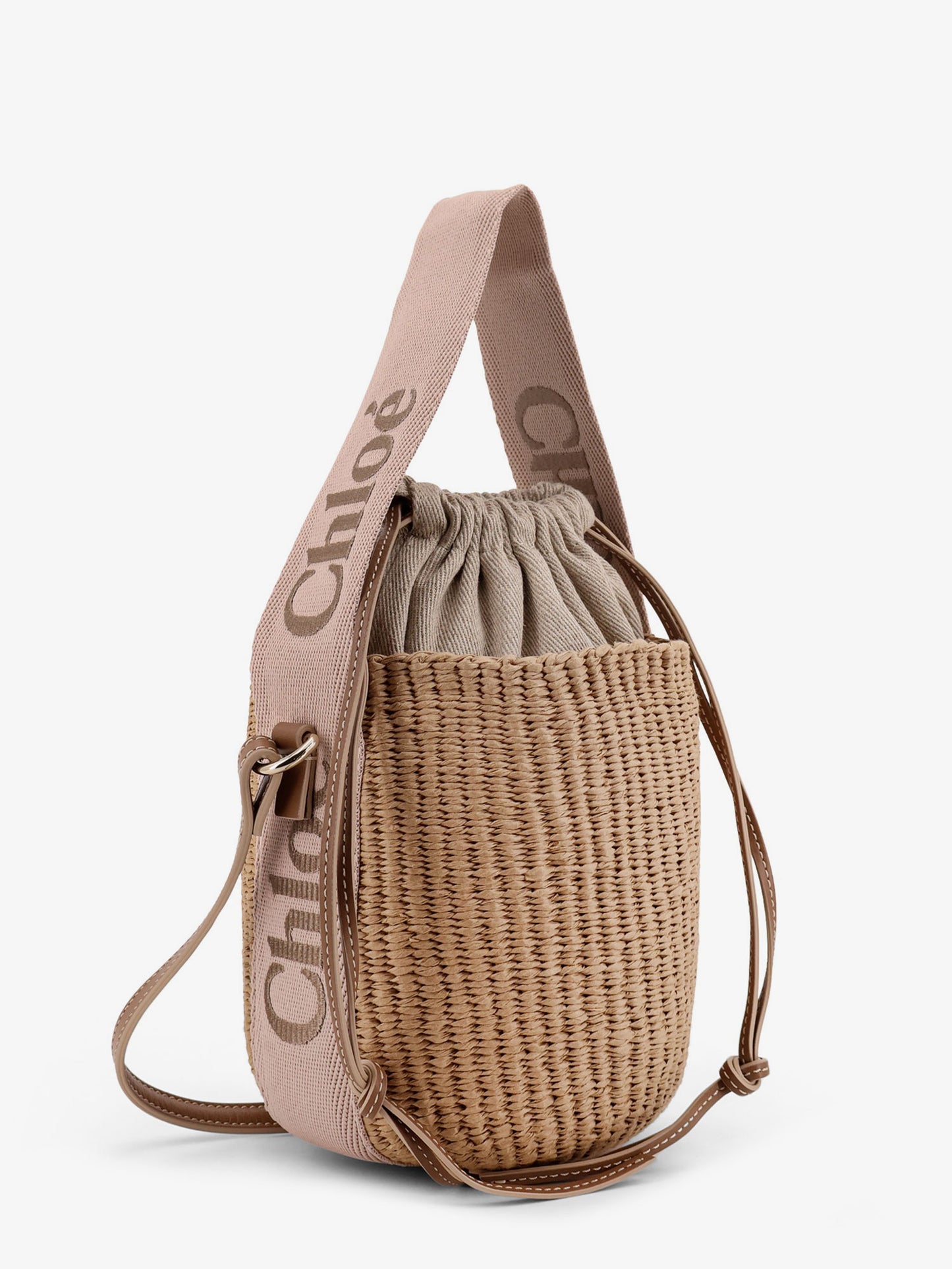 Woody raffia bucket bag