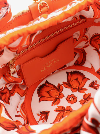 Maiolica shoulder bag in leather and raffia thumbnail