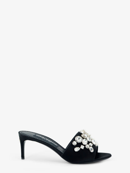 Satin sandals thumbnail