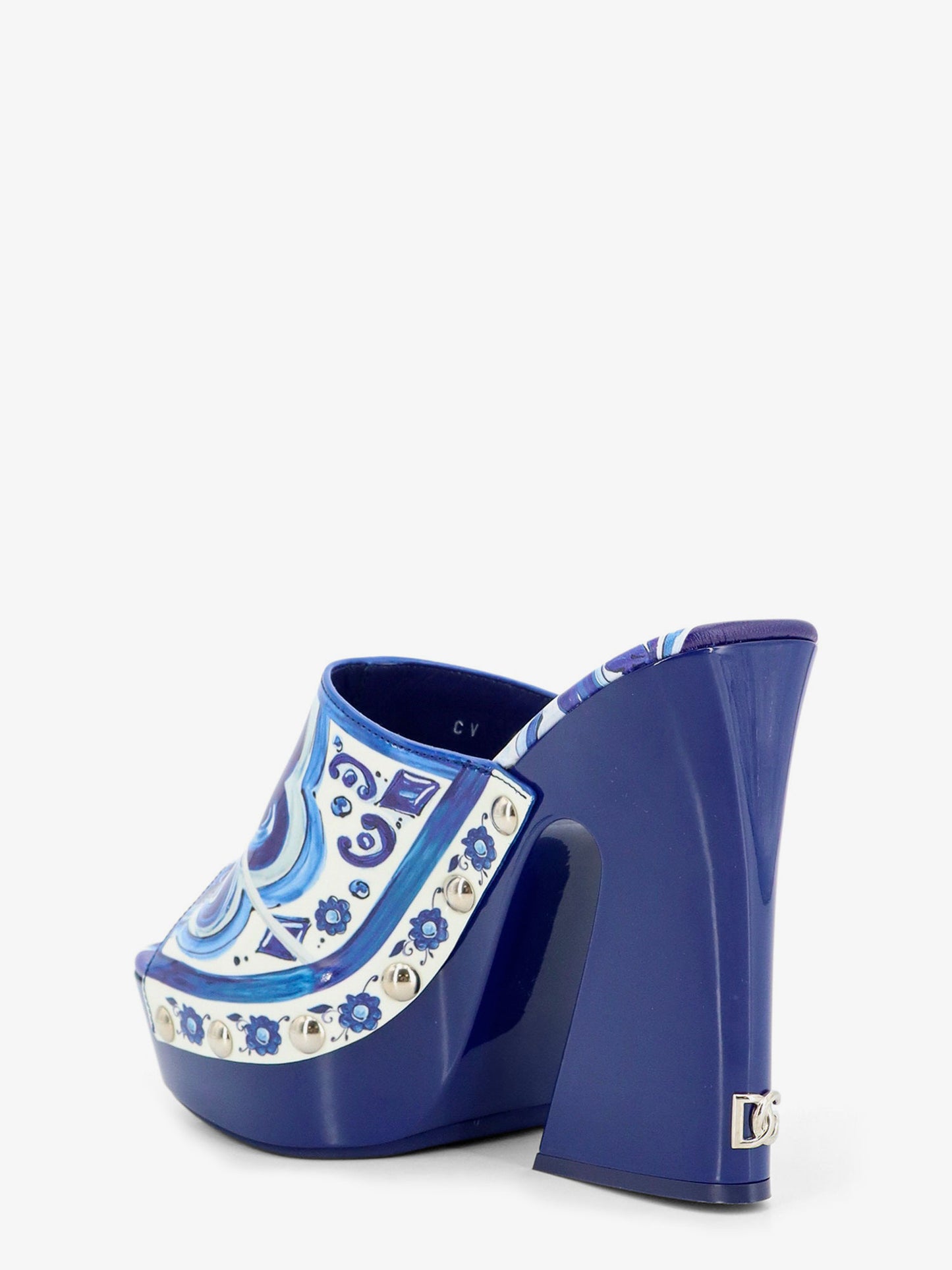 Maiolica print shiny leather sandals