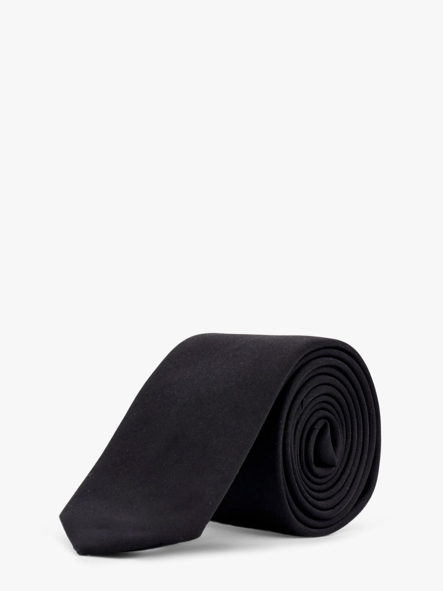 Silk tie
