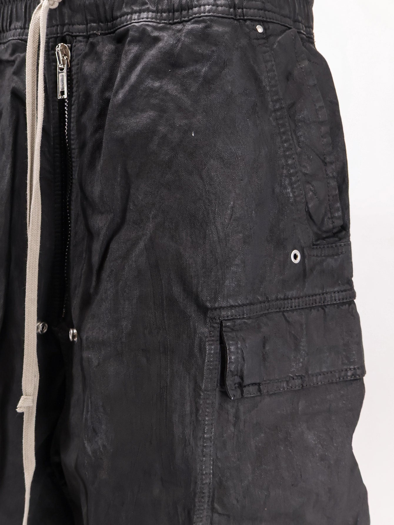 Cotton bermuda shorts