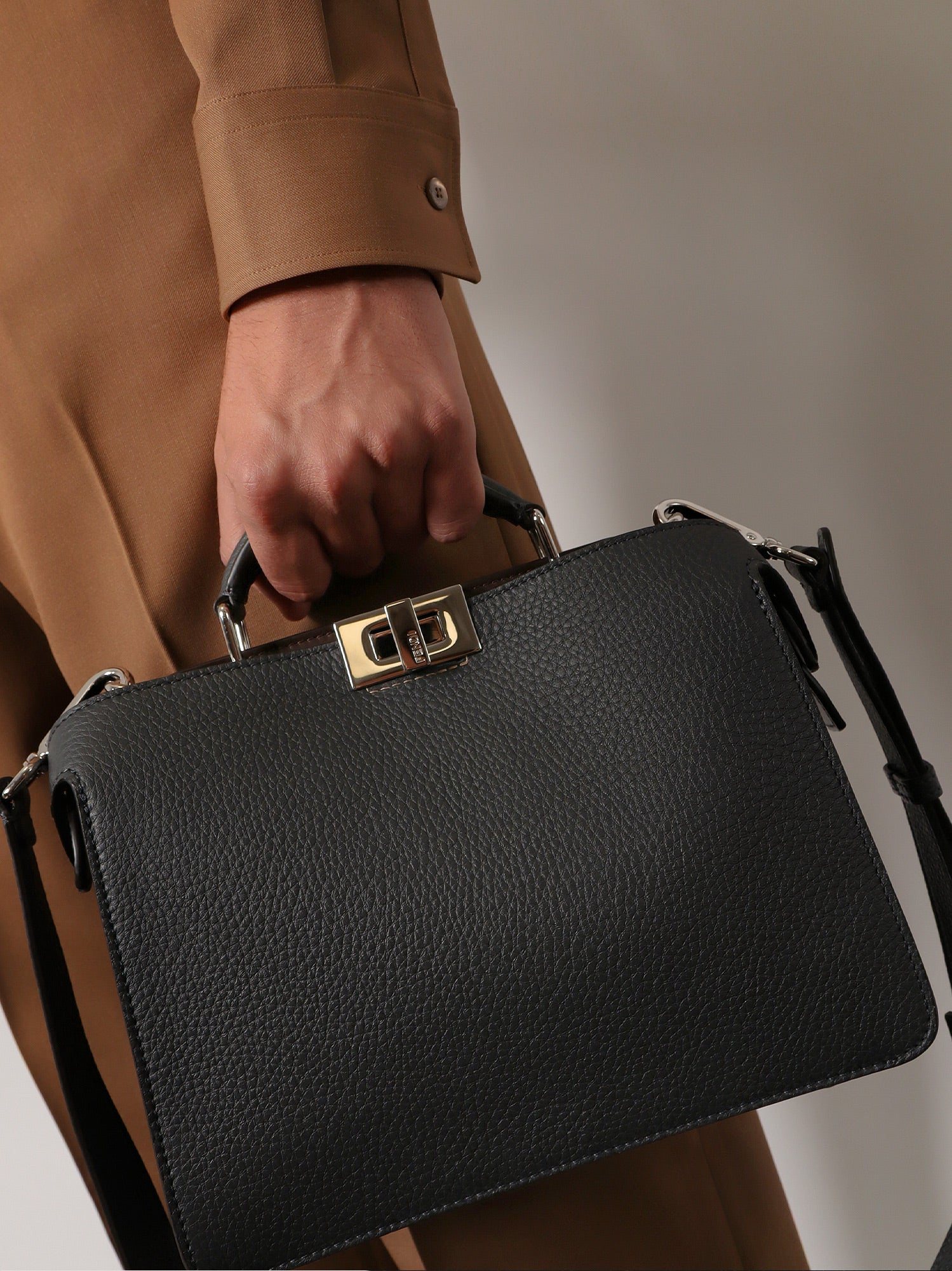 Peekaboo ISeeU Small leather crossbody bag FENDI - Nugnes1920