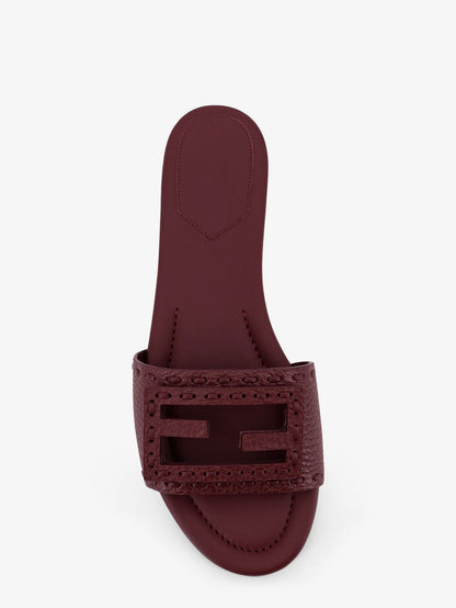 Low leather sandals with embossed FF logo thumbnail