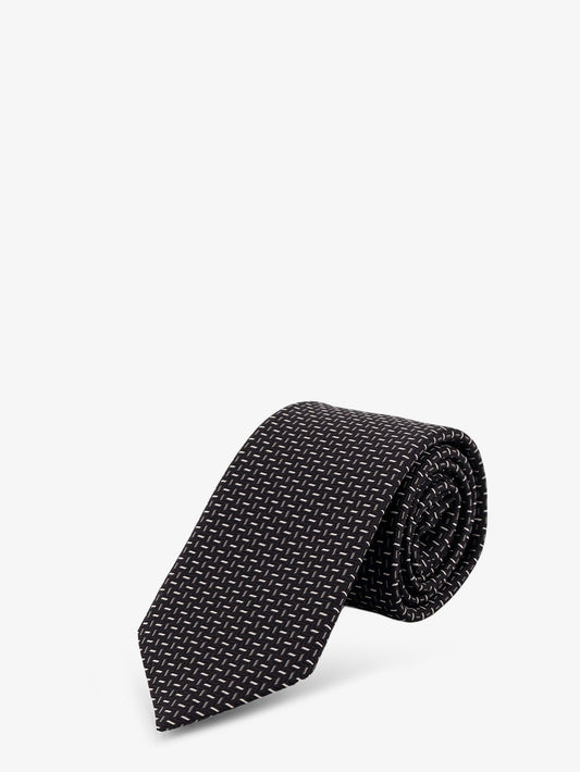 Silk tie