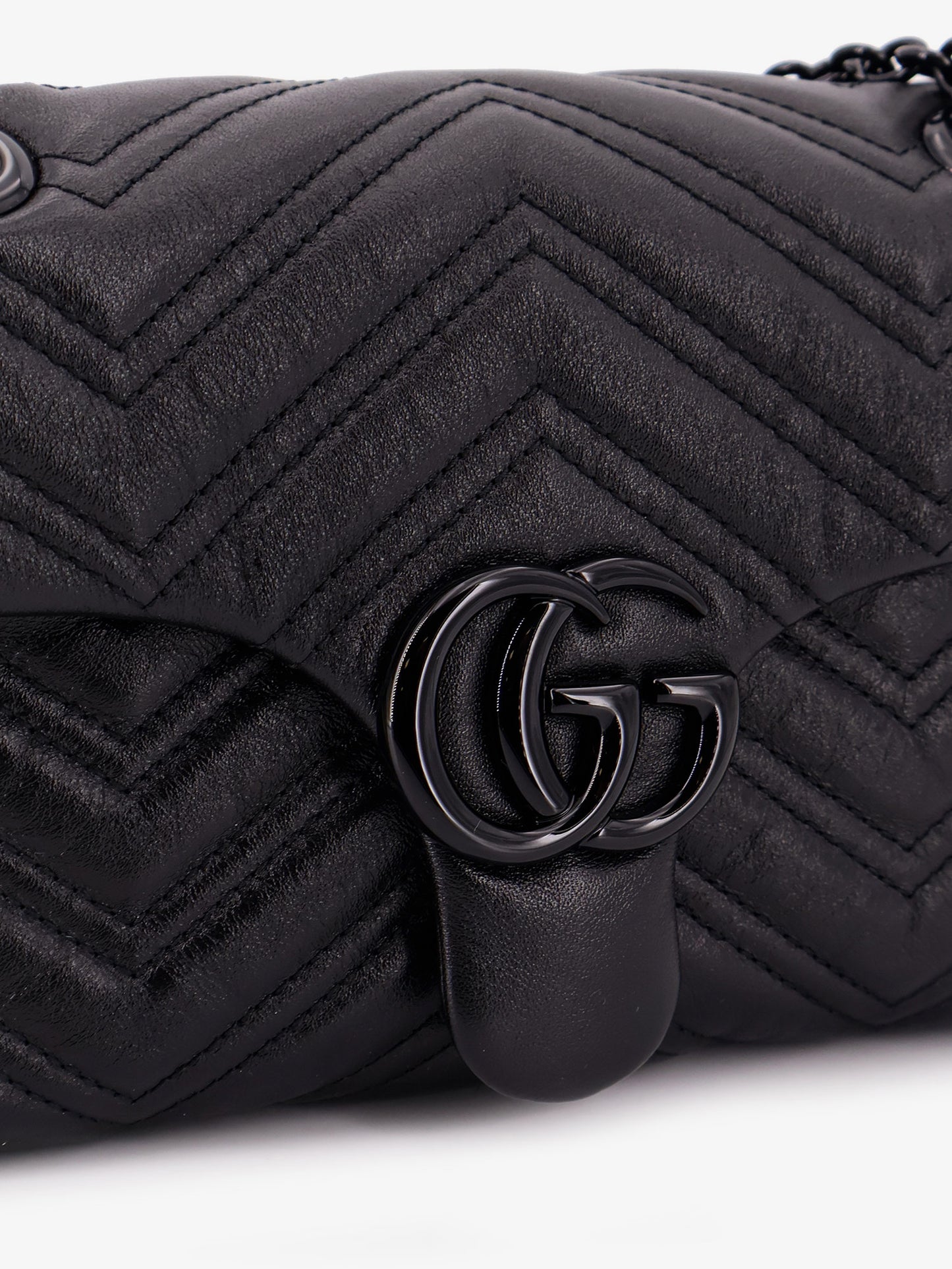 Matelassé leather GG Marmont crossbody bag