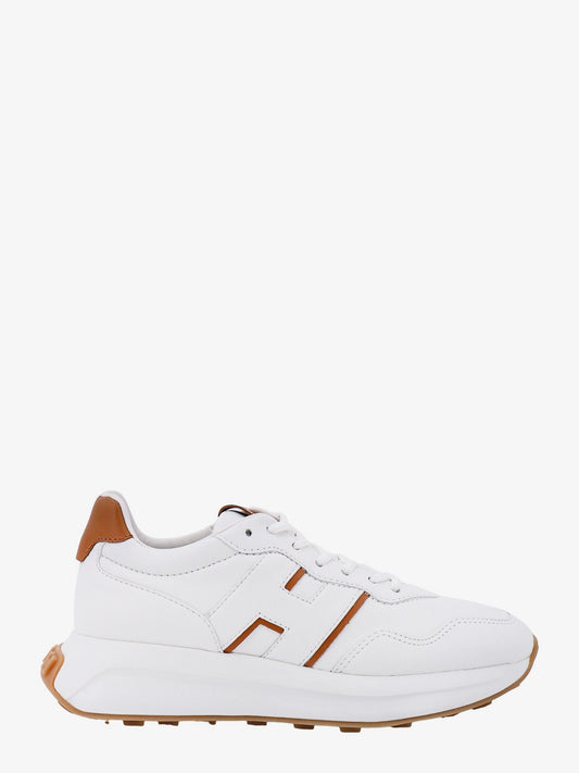 Leather sneakers with logo on the side