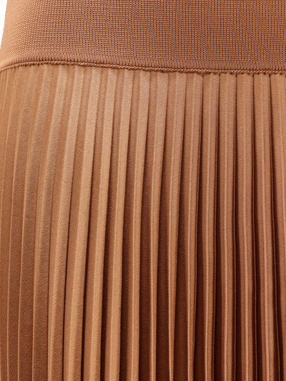 Pleated skirt thumbnail