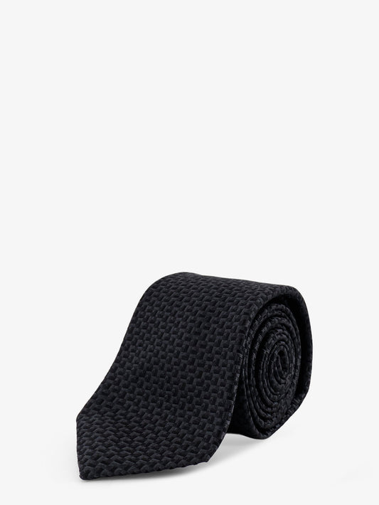 Silk tie