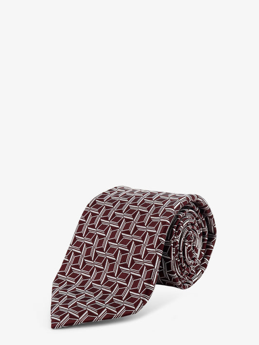 Silk tie