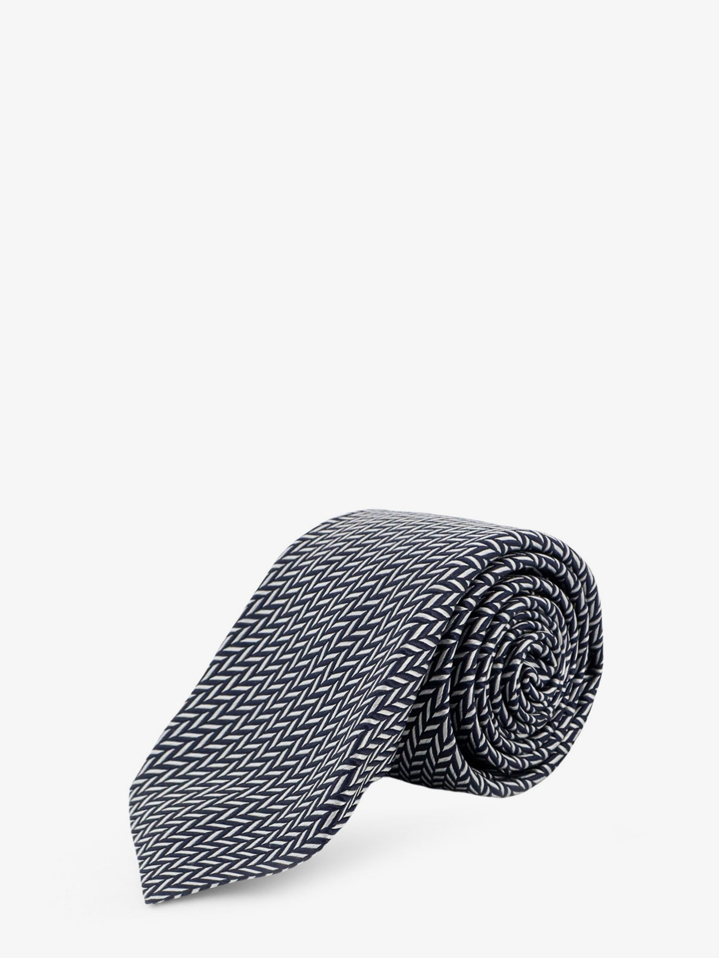 Silk tie