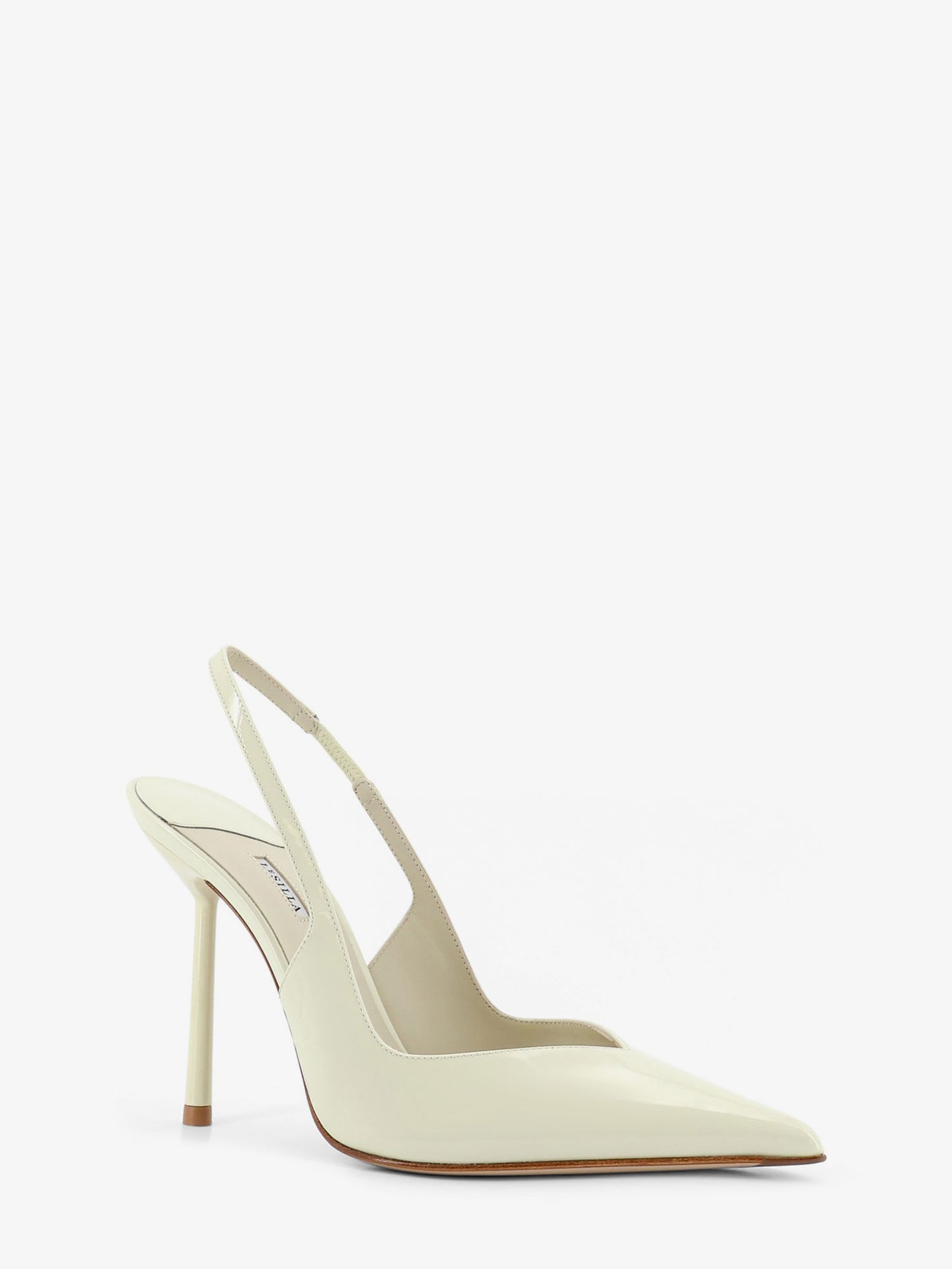 Chanel Vivienne patent leather décolleté