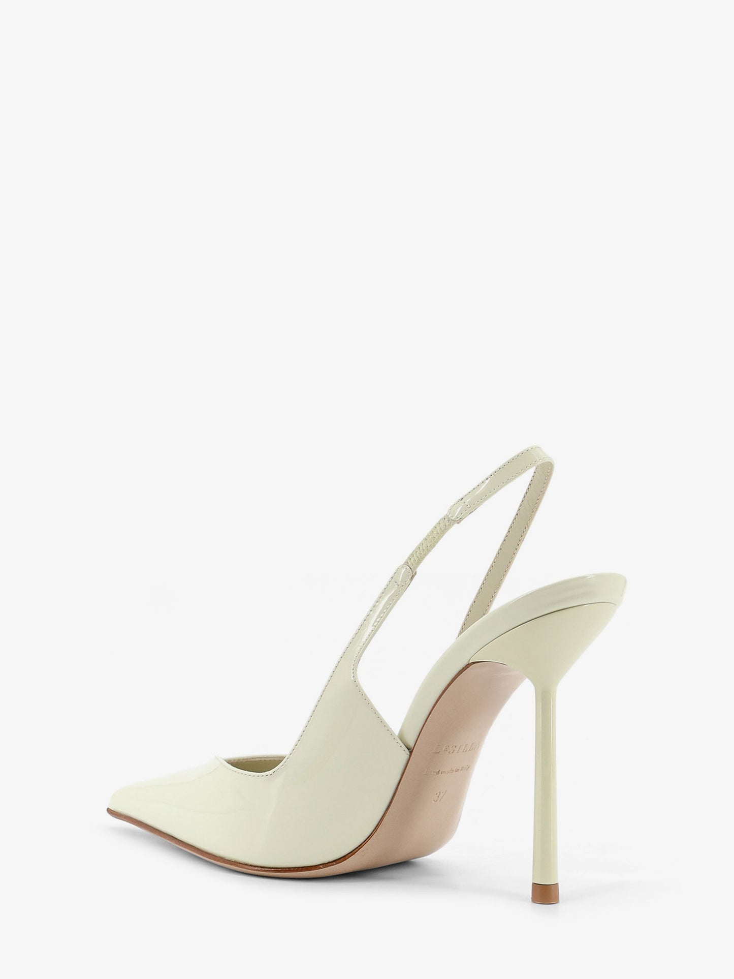 Chanel Vivienne patent leather décolleté