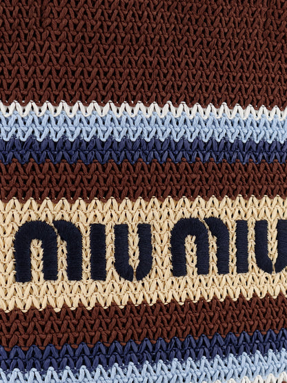 Knitted shopping bag with embroidered logo on the front thumbnail