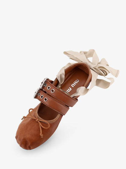 Leather ballerinas thumbnail