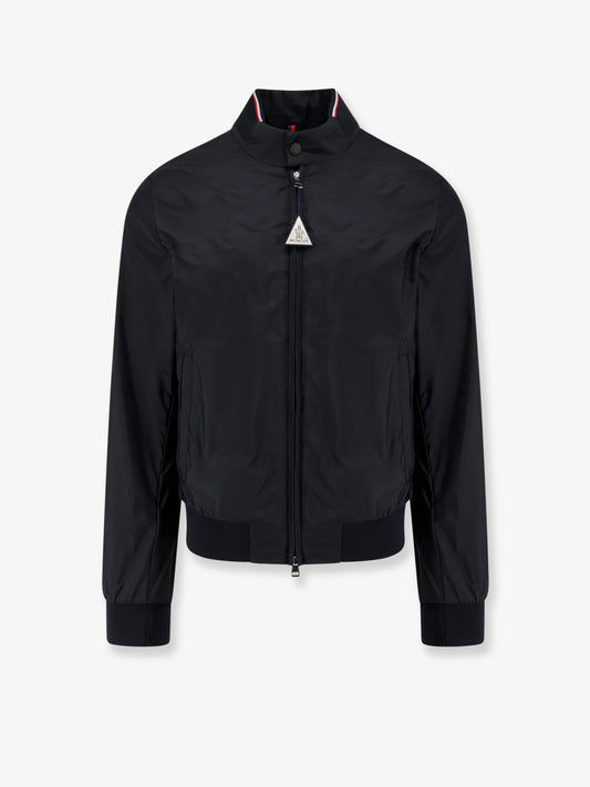 Reppe jacket with contrasting profiles