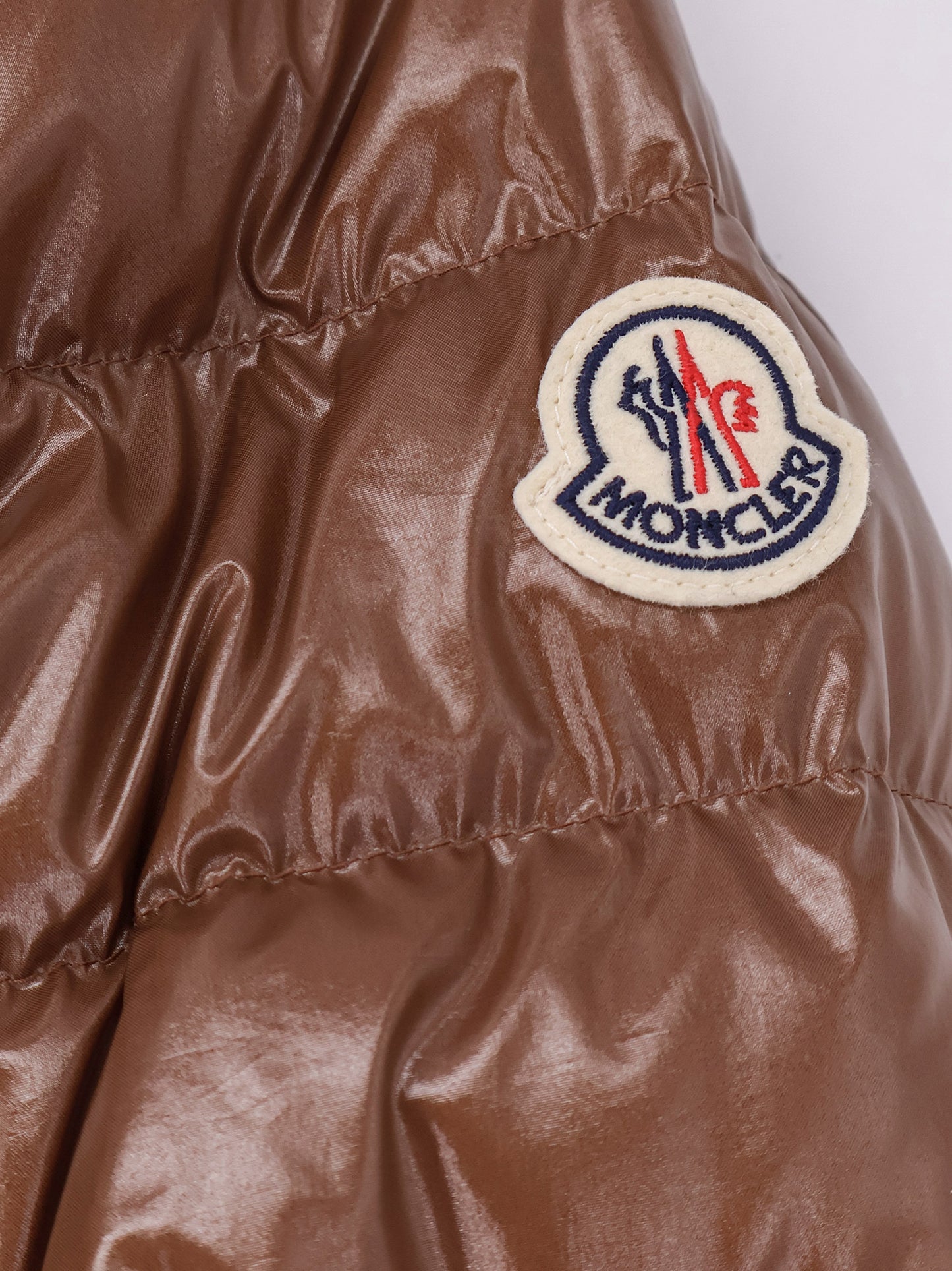 Papillon down jacket with Logo patch