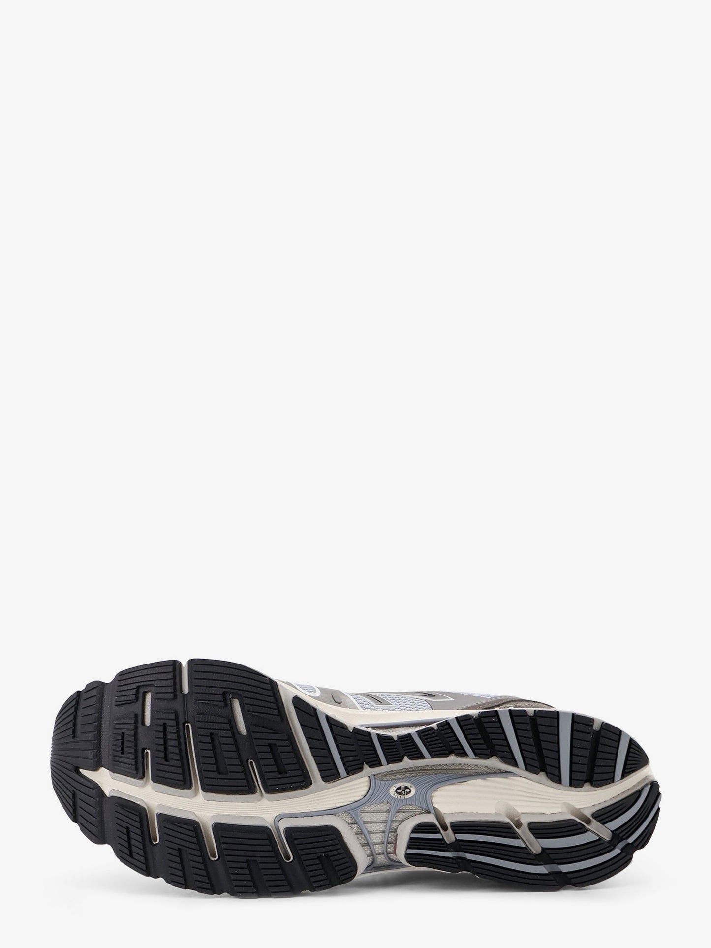 U18907 mesh sneakers with logo on the side