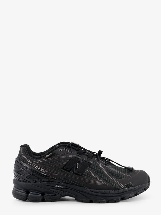 Sneakers U190631 in Gore-tex con logo laterale