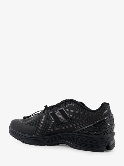 U190631 Gore-tex sneakers with side logo thumbnail