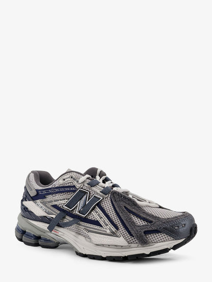 U19064 mesh sneakers with suede inserts thumbnail