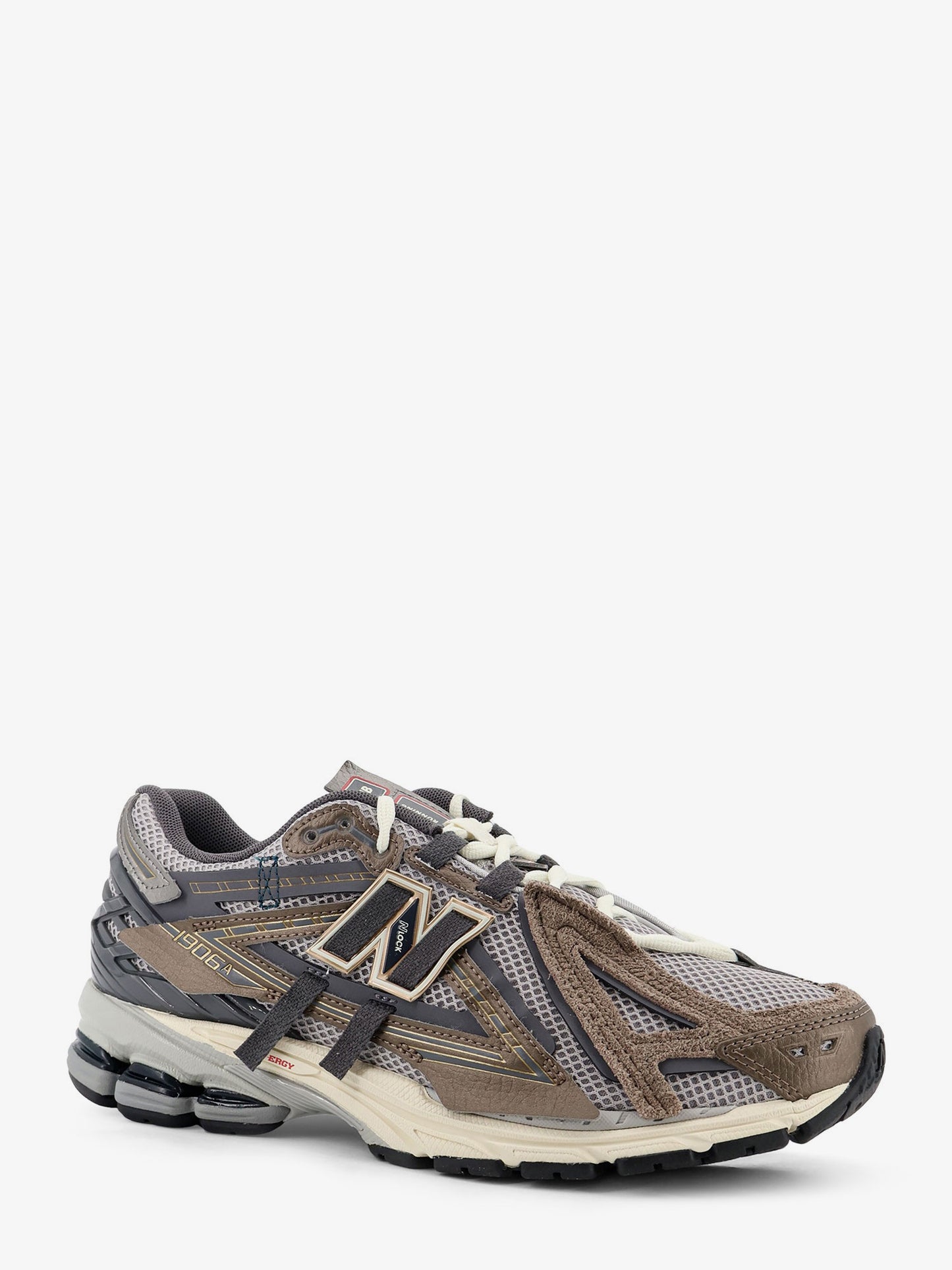 U19066 mesh sneakers with suede inserts