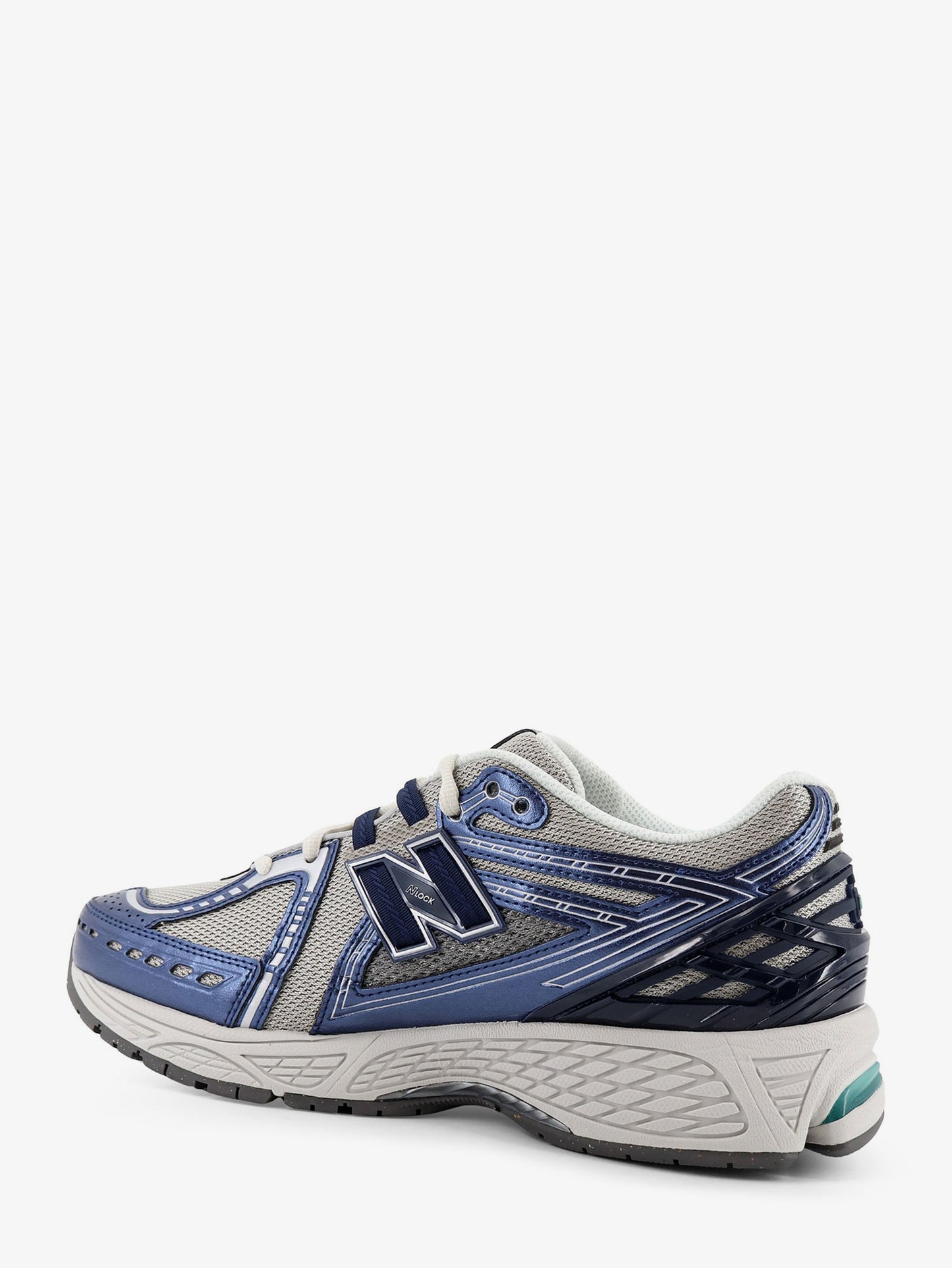 Sneakers U190688 in mesh con logo laterale