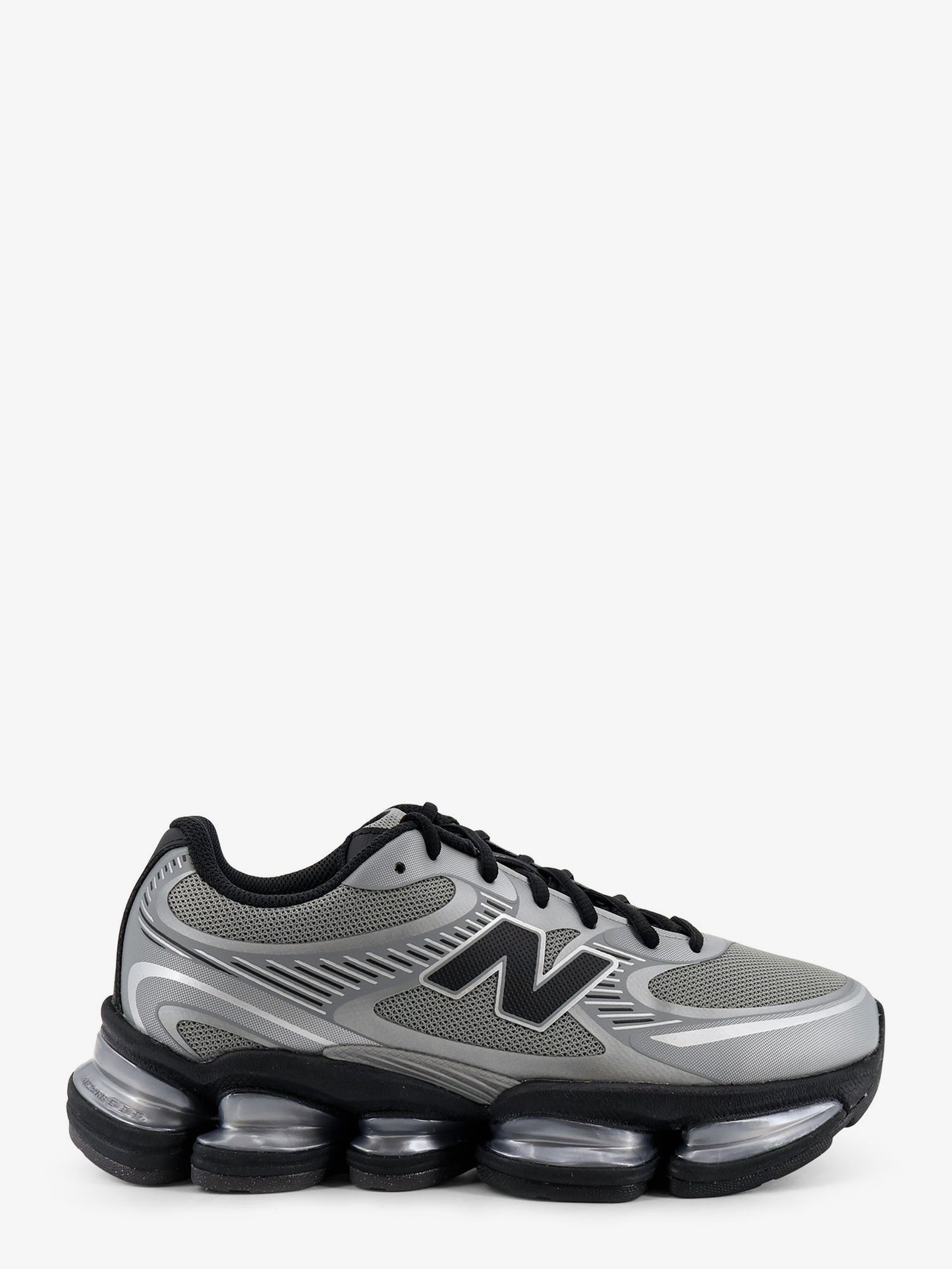 U20006 mesh sneakers with side logo