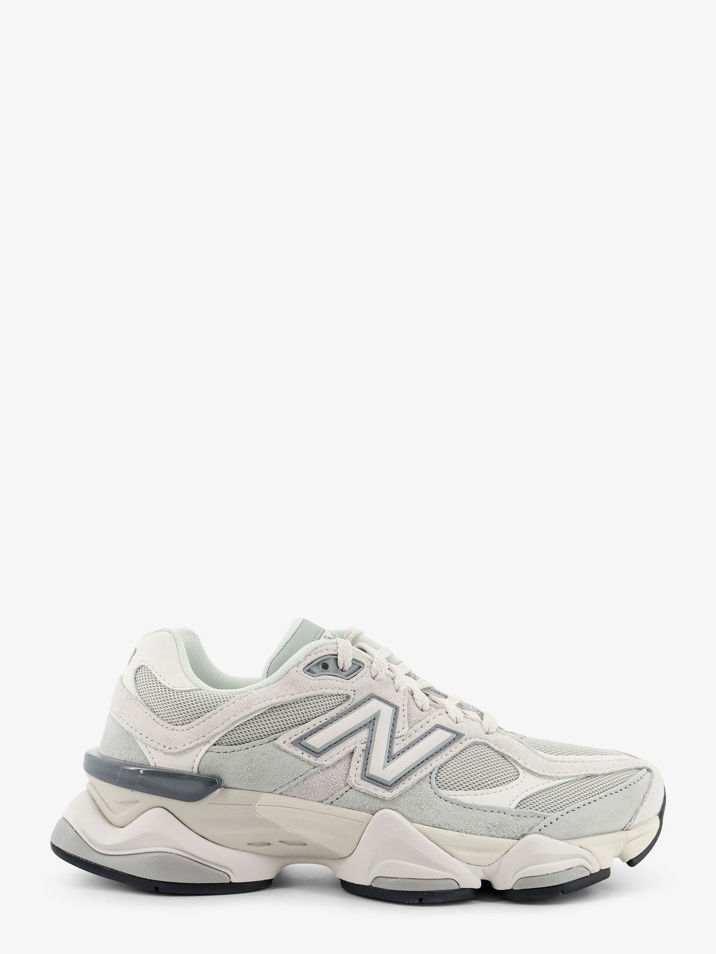 U90602 mesh and suede sneakers with embroidered logo