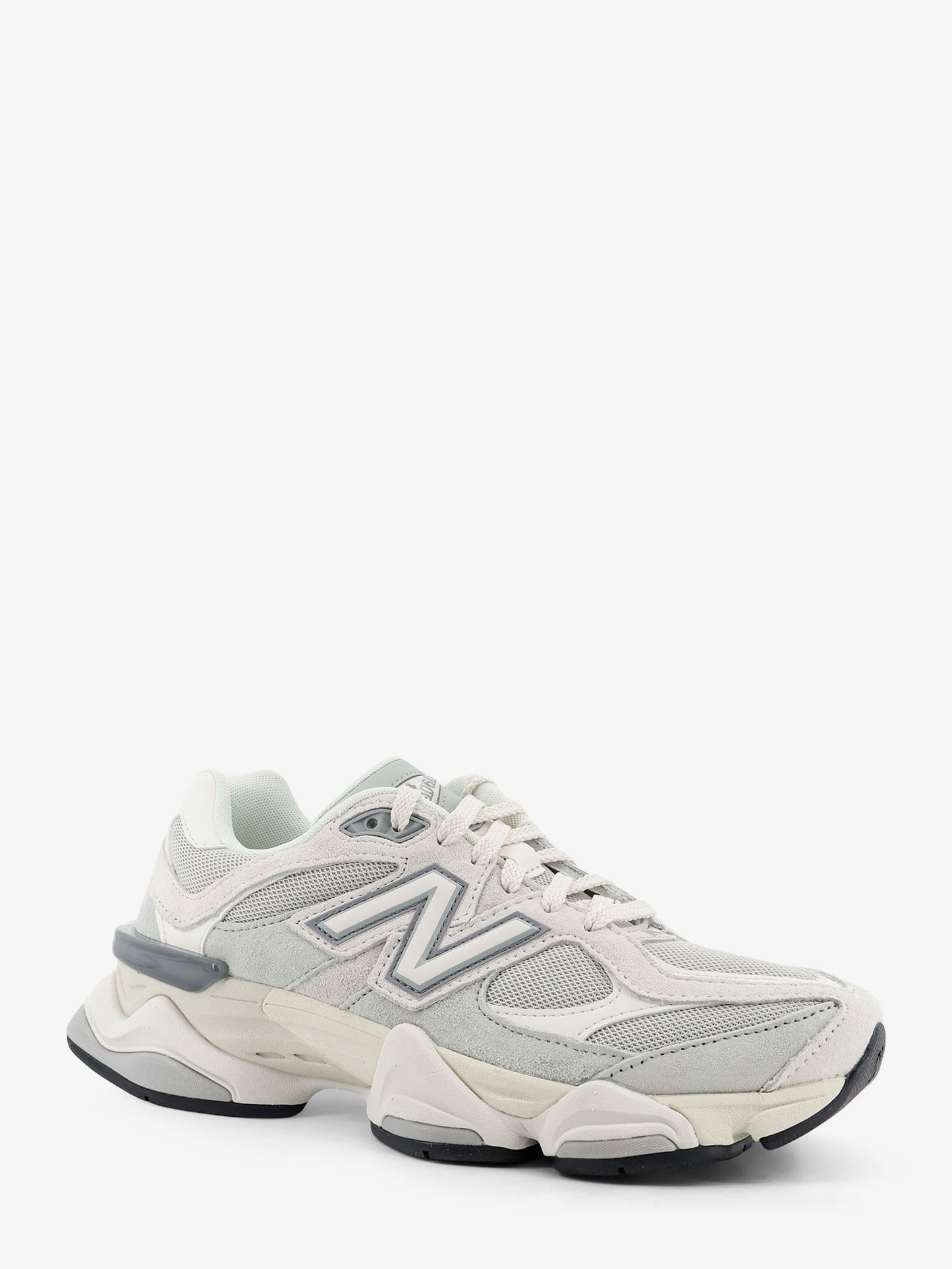 U90602 mesh and suede sneakers with embroidered logo