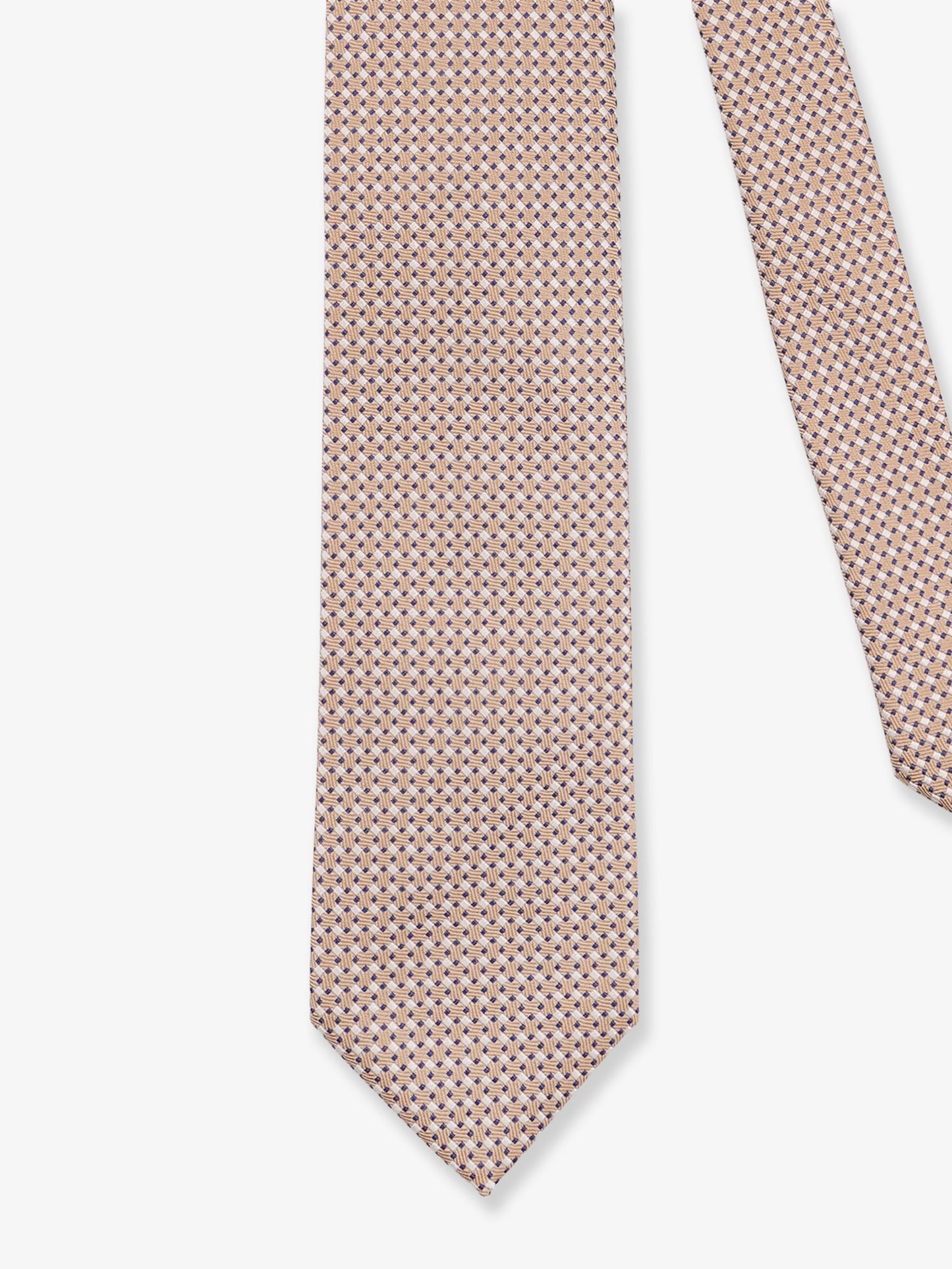 Silk tie