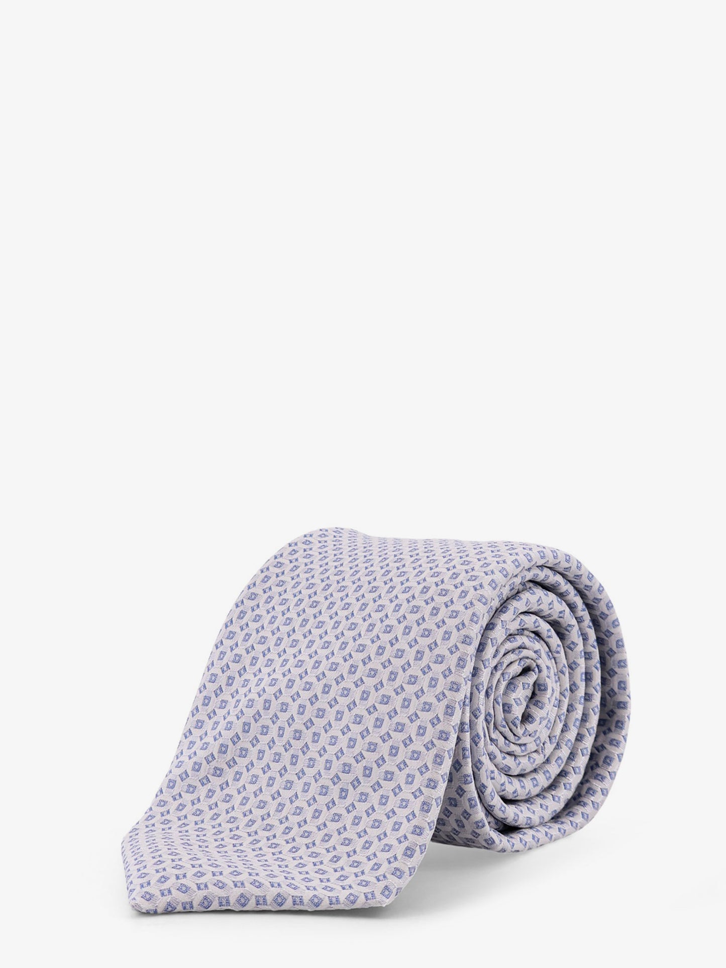 Silk tie