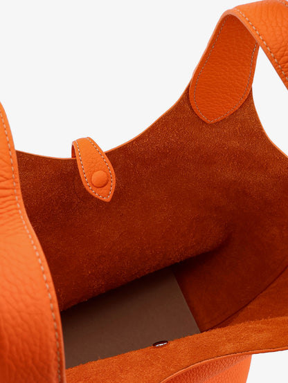 Leather shoulder bag thumbnail