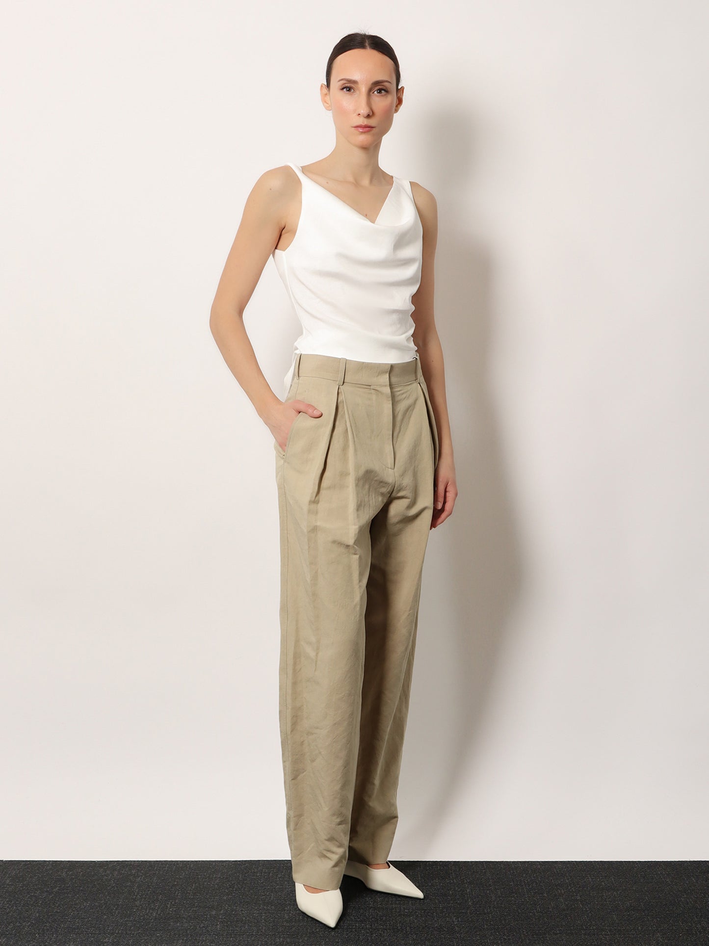 Air twisted cotton and modal top