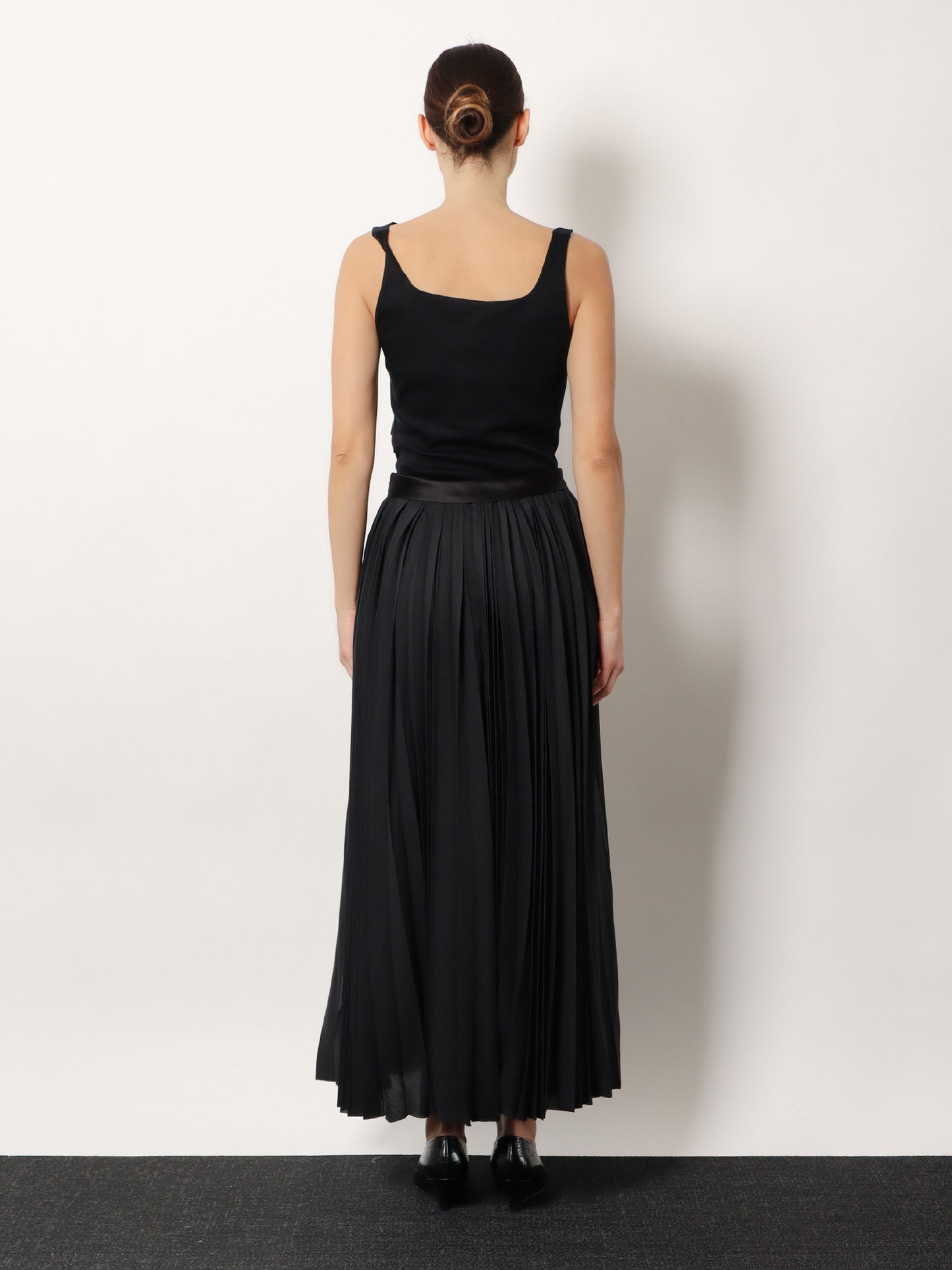 Arissto pleated skirt