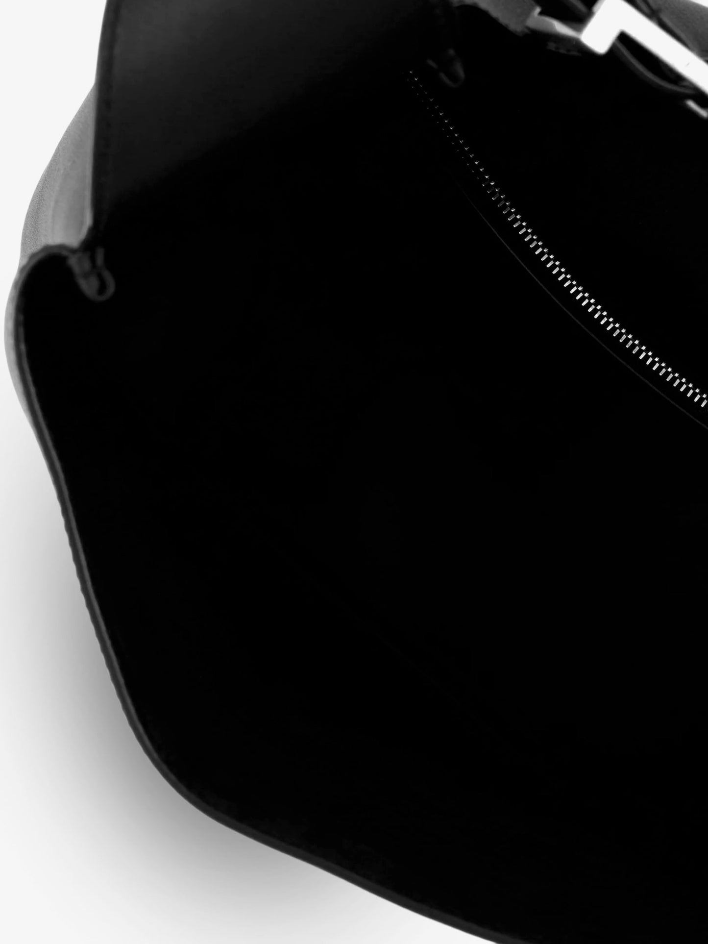Le 5 à 7 leather shoulder bag with metal Cassandre logo