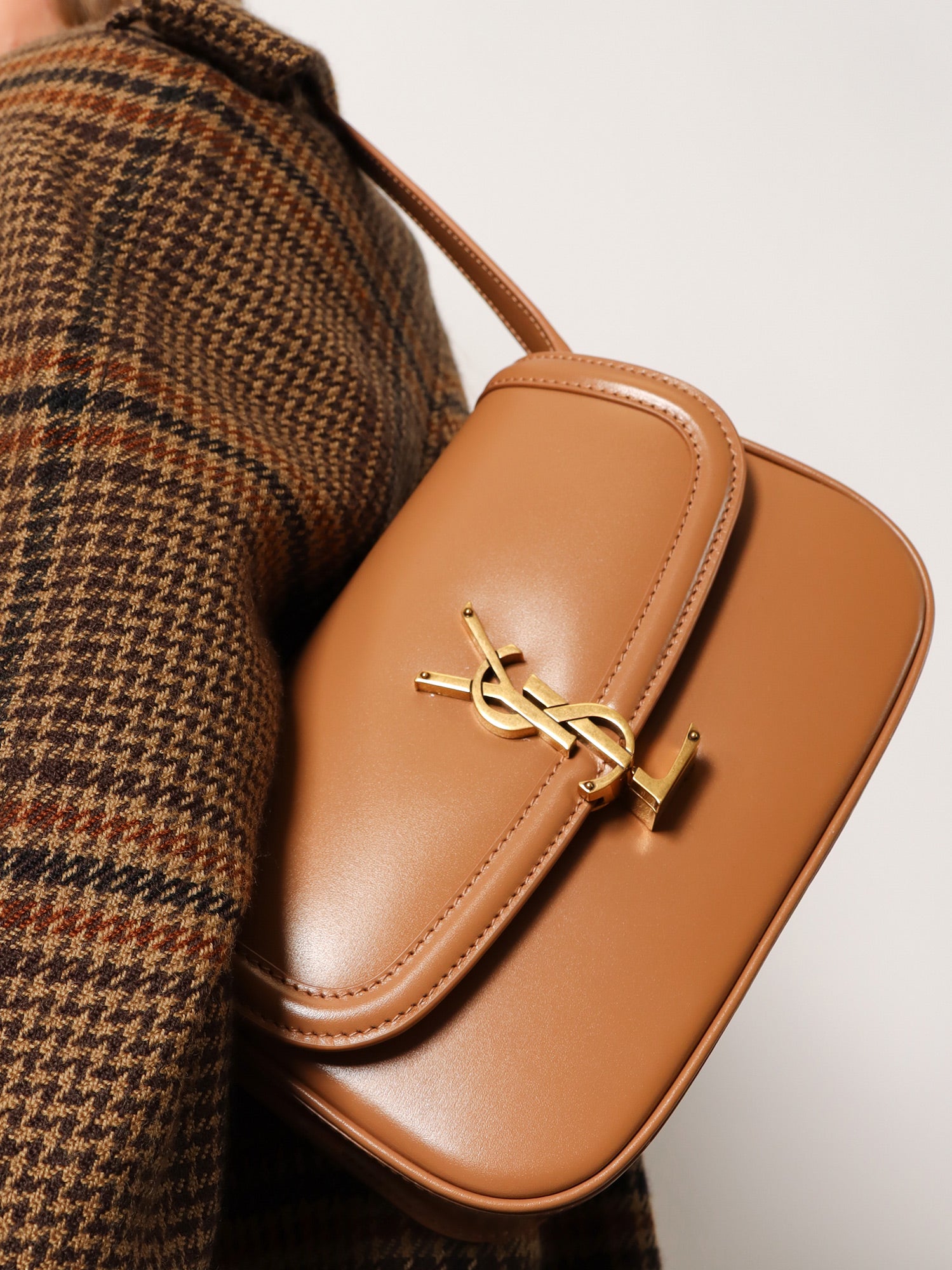 Ysl Borsa Bustina Yves Saint Laurent Saint Laurent Bags Women