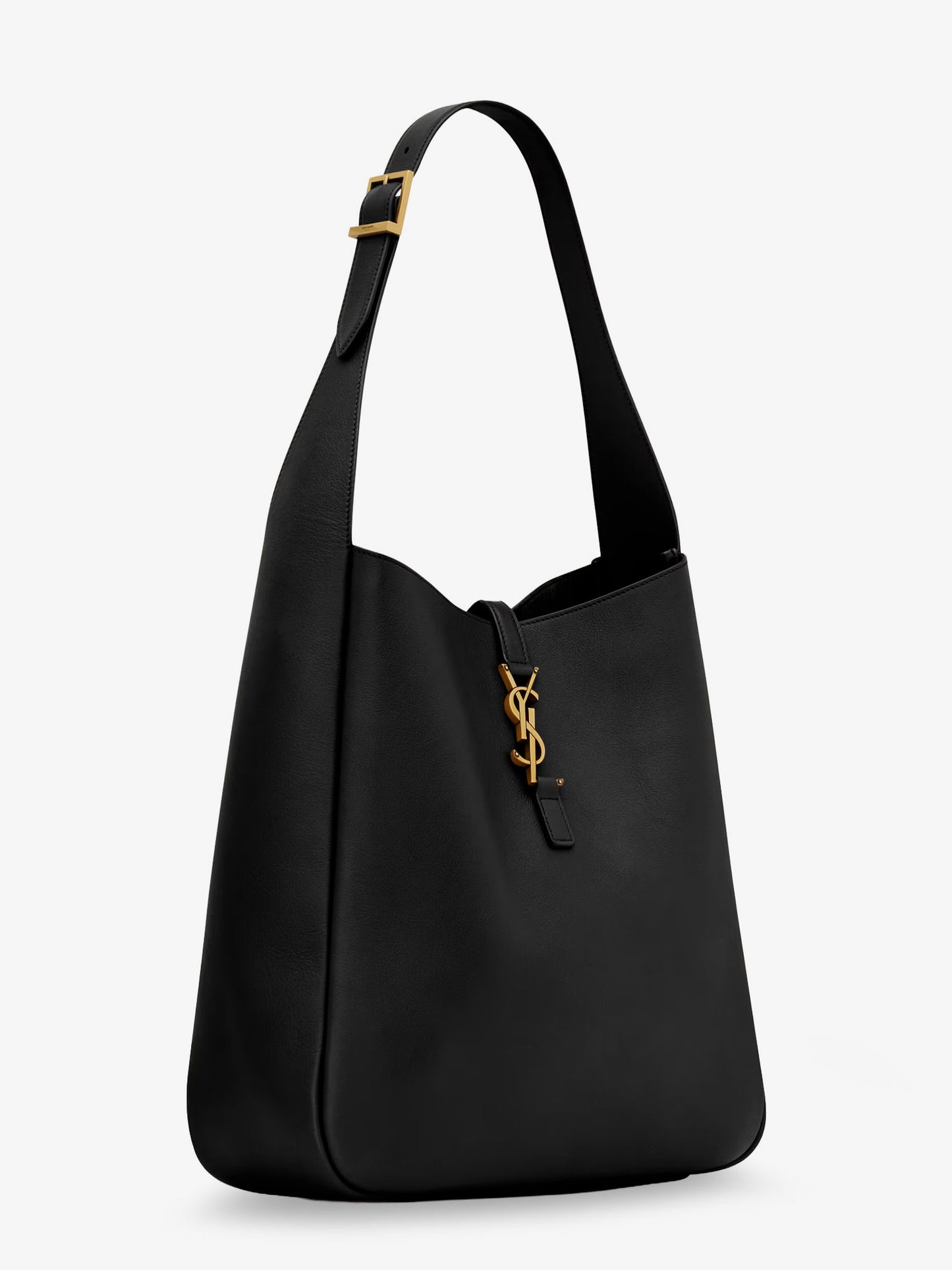 Le 5 à 7 hammered leather shoulder bag