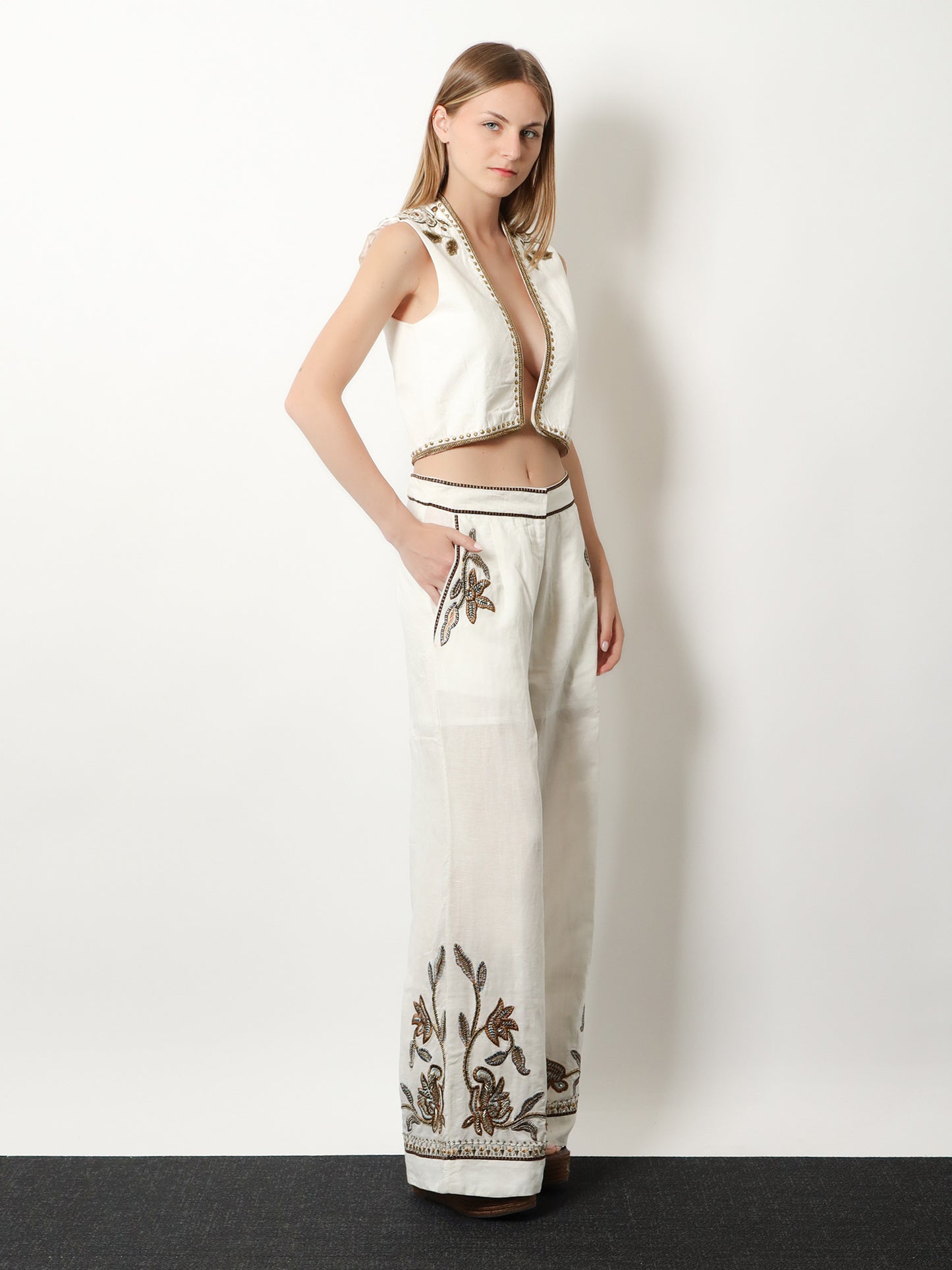 Sorelle linen and cotton trousers
