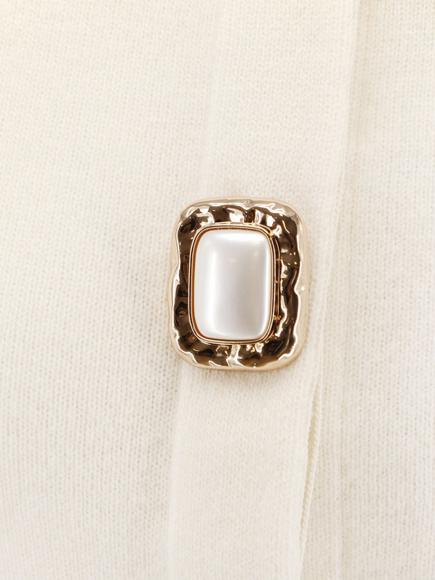 Cropped wool cardigan