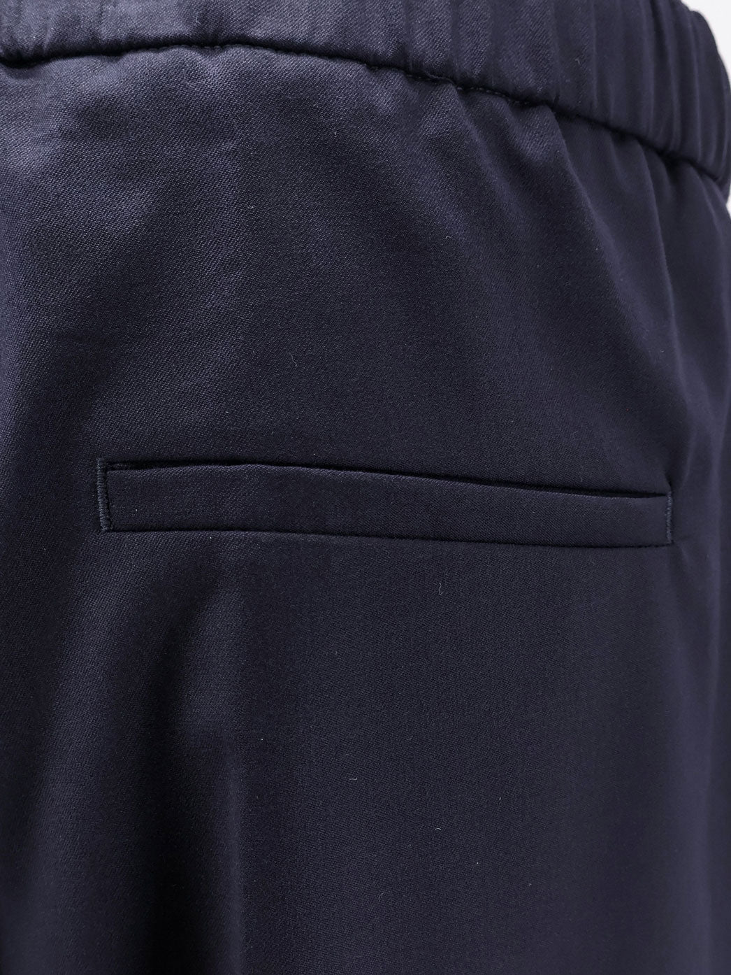 Pantaloni in fresco lana
