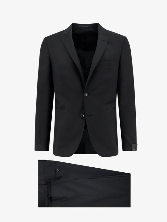 Virgin wool suit