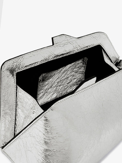 Pochette 8.30 PM in pelle laminata con logo inciso sul fondo thumbnail