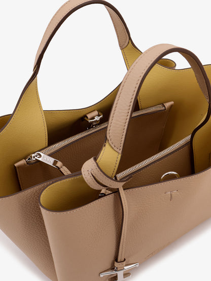 Leather crossbody bag thumbnail