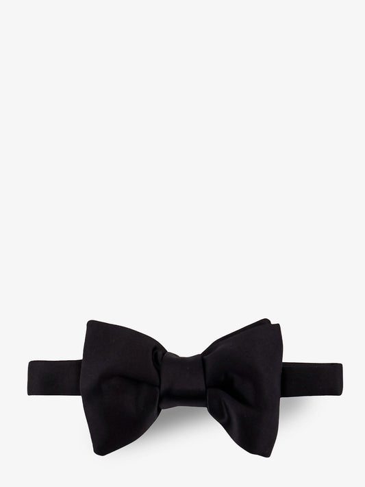 Silk bow tie