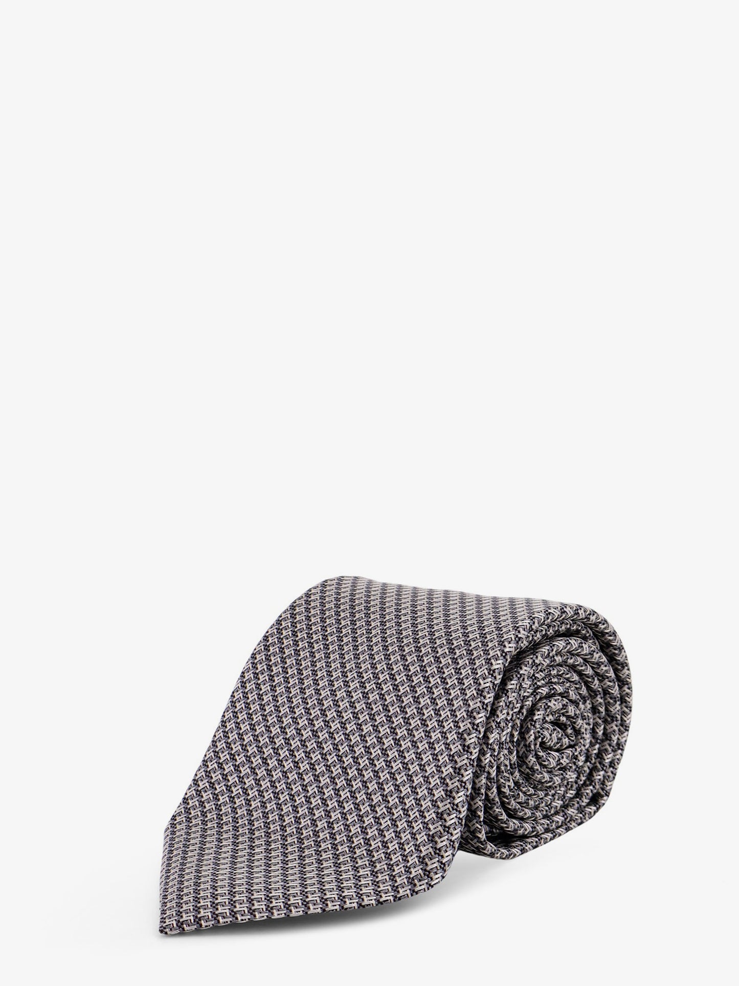 Silk tie