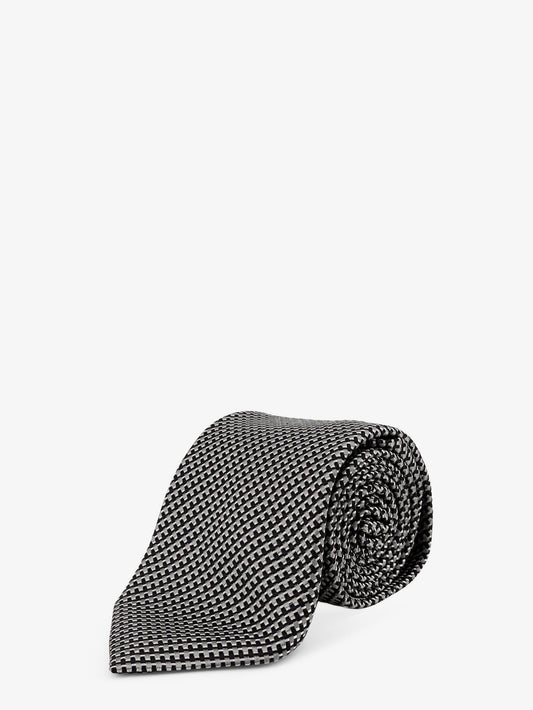 Silk tie