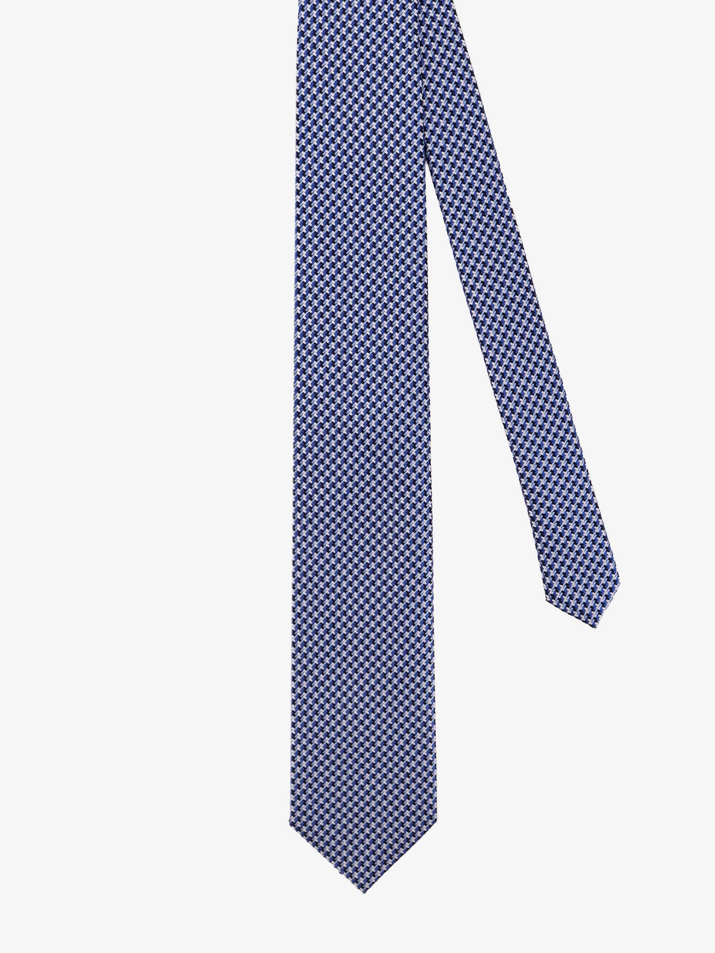 Silk tie